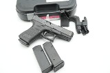 GLOCK 19 9MM LUGER (9x19 PARA) - 1 of 24