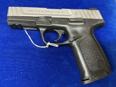 SMITH & WESSON SD9VE 9MM LUGER (9x19 PARA) - Image 1 of 5