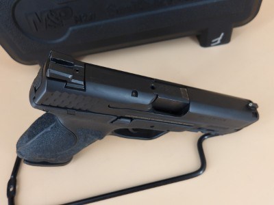 SMITH & WESSON M&P 40 M2.0 40 Smith & Wesson - Image 3 of 4