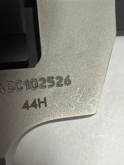 TAURUS RAGING HUNTER .44 MAGNUM - Image 9 of 13