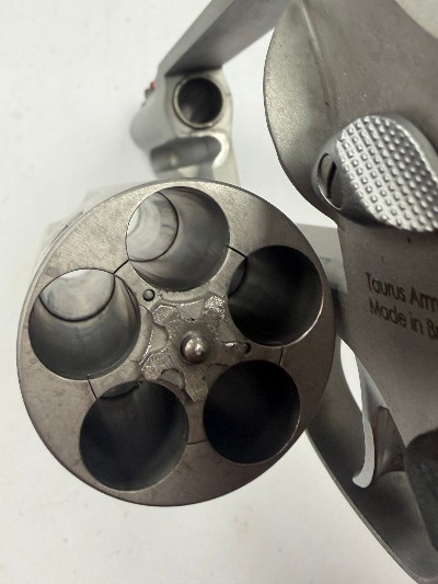 TAURUS THE JUDGE .45 LC/.410 GA - Image 14 of 15
