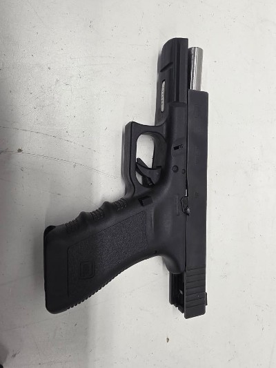 GLOCK 22 40 Smith & Wesson - Image 4 of 6
