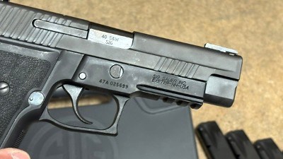SIG SAUER P226 TAC OPS 40 Smith & Wesson - Image 8 of 10