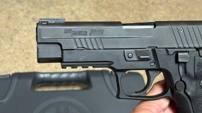 SIG SAUER P226 TAC OPS 40 Smith & Wesson - Image 5 of 10