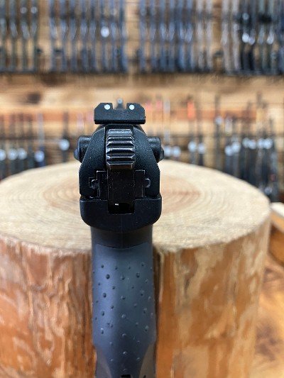 WALTHER P22 .22 LR - Image 3 of 3