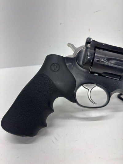 RUGER GP100 BLUE .357 MAG - Image 3 of 12