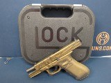GLOCK G17 GEN3 FLAG 9MM LUGER (9x19 PARA) - Image 1 of 3