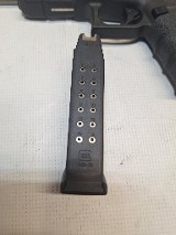 GLOCK 40 GEN 4 10mm Auto - Image 5 of 6