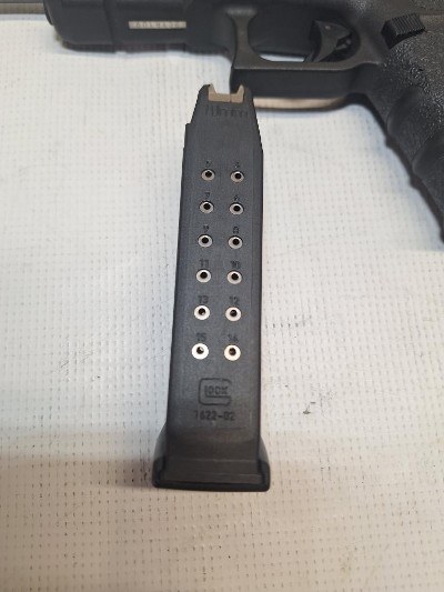 GLOCK 40 GEN 4 10mm Auto - Image 5 of 6