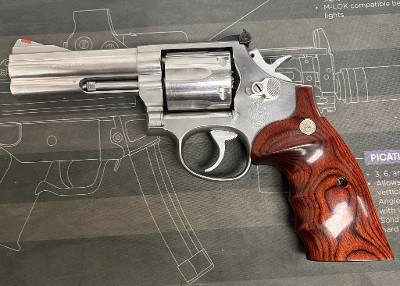 SMITH & WESSON 686-1 .357 MAG - Image 2 of 6