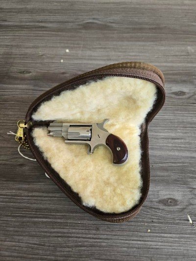 NORTH AMERICAN ARMS MINI REVOLVER .22 LR - Image 1 of 6