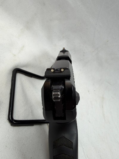 RUGER SR22 .22 LR - Image 7 of 7