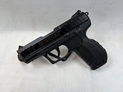 RUGER SR22 .22 LR - Image 1 of 7