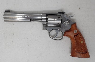 SMITH & WESSON 617 .22 LR - Image 4 of 6