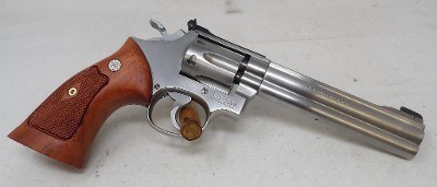 SMITH & WESSON 617 .22 LR - Image 1 of 6