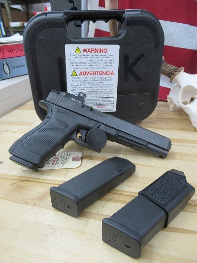 GLOCK G40 GEN 4 MOS 10MM - Image 1 of 5