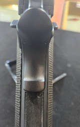 WILSON COMBAT CA PROFESSIONAL .45 ACP - Image 11 of 13