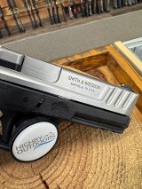 SMITH & WESSON SD40 2.0 .40 S&W - Image 4 of 5