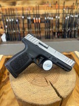 SMITH & WESSON SD40 2.0 .40 S&W - Image 1 of 5