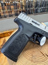 SMITH & WESSON SD40 2.0 .40 S&W - Image 5 of 5
