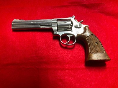 SMITH & WESSON 686-4 .357 MAG - Image 1 of 6
