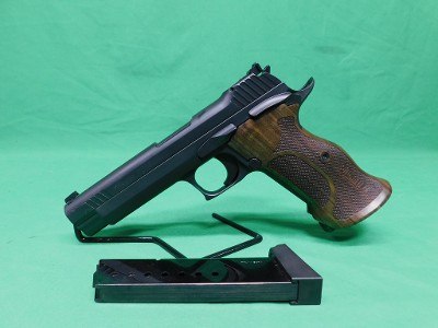 SIG SAUER P210 TARGET 9MM LUGER (9x19 PARA) - Image 1 of 5