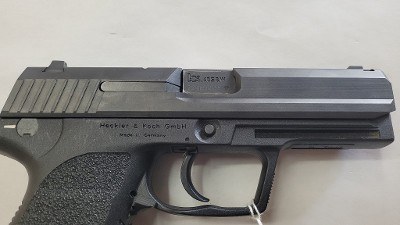 HECKLER & KOCH USP.40 S&W - Image 6 of 6