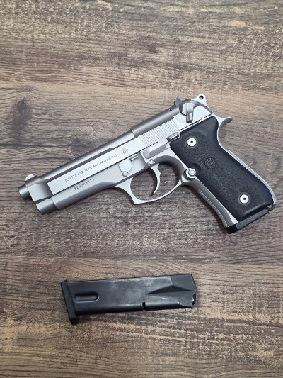 BERETTA Model 96 .40 S&W - Image 2 of 2