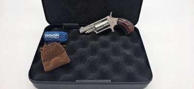 NORTH AMERICAN ARMS SIDEWINDER .22 LR/.22 WMR - Image 1 of 7