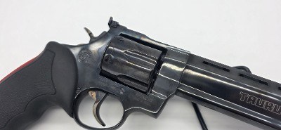 TAURUS TAURUS RAGING BULL .45 LC - Image 8 of 9