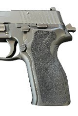 SIG SAUER P226 9MM LUGER (9x19 PARA) - Image 4 of 7