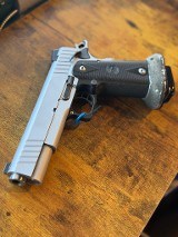 STRAYER TRIPP INTERNATIONAL SAS .40 S&W - Image 1 of 2