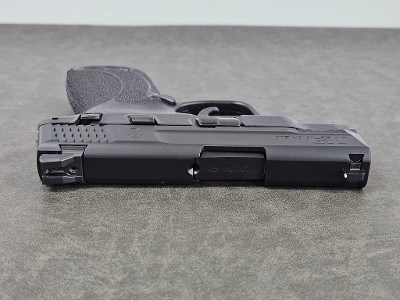 SMITH & WESSON M&P 45 SHIELD .45 ACP - Image 9 of 17