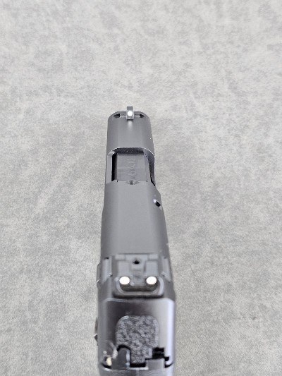 SMITH & WESSON M&P 45 SHIELD .45 ACP - Image 8 of 17