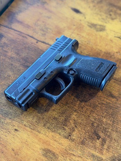 SPRINGFIELD ARMORY xd9 sub compact9MM LUGER (9x19 PARA) - Image 2 of 2