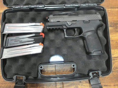 SIG SAUER P320 9MM LUGER (9x19 PARA) - Image 1 of 4