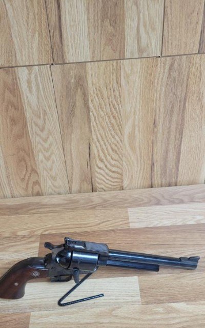 RUGER SUPER BLACKHAWK .44 MAGNUM - Image 2 of 4