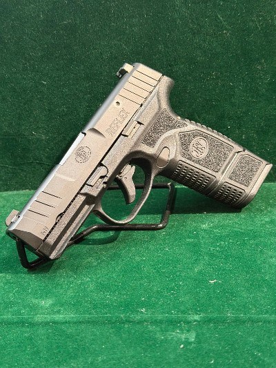 FN Reflex 9MM LUGER (9x19 PARA) - Image 1 of 2