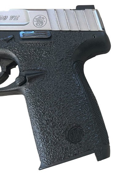 SMITH & WESSON SD9 VE 9MM LUGER (9x19 PARA) - Image 4 of 7