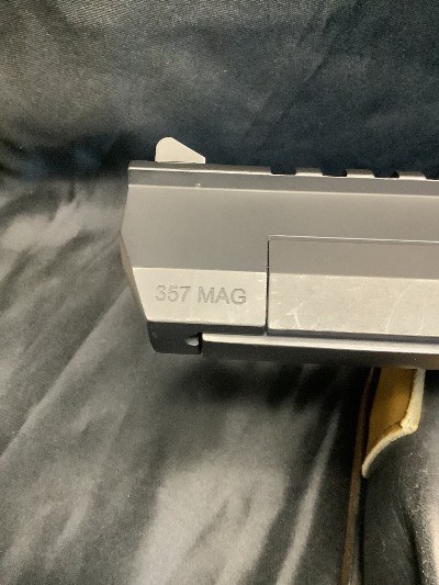 MAGNUM RESEARCH DESERT EAGLE .357 MAG - Image 4 of 10