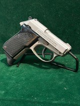 BERETTA 3032 Tomcat .32 ACP - Image 2 of 2