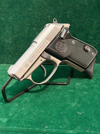 BERETTA 3032 Tomcat .32 ACP - Image 1 of 2