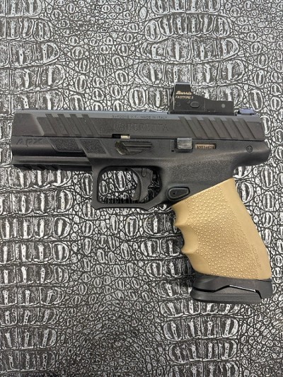 BERETTA APX 9MM LUGER (9x19 PARA) - Image 2 of 5