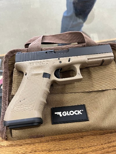 GLOCK G17 Gen 4 FDE 9MM LUGER (9x19 PARA) - Image 10 of 10