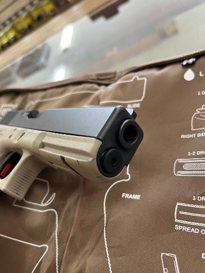 GLOCK G17 Gen 4 FDE 9MM LUGER (9x19 PARA) - Image 7 of 10