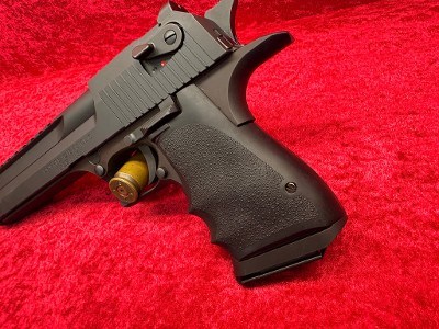 MAGNUM RESEARCH DESERT EAGLE .50 AE - Image 4 of 10