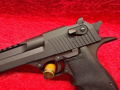 MAGNUM RESEARCH DESERT EAGLE .50 AE - Image 3 of 10