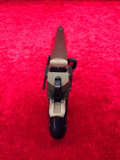 MAGNUM RESEARCH DESERT EAGLE .44 MAGNUM - Image 8 of 10