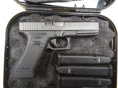GLOCK G22 GEN 3.40 CALIBER - Image 1 of 4