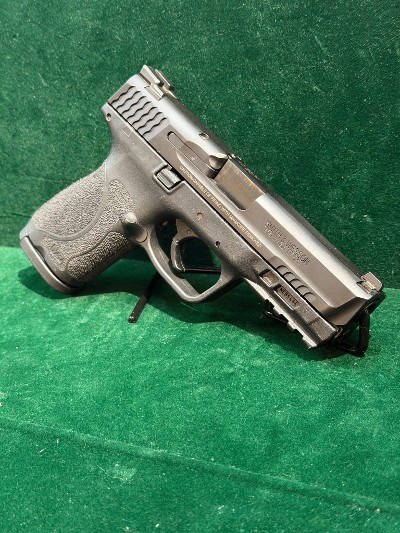 SMITH & WESSON M&P 2.0 Compact .40 S&W - Image 2 of 2